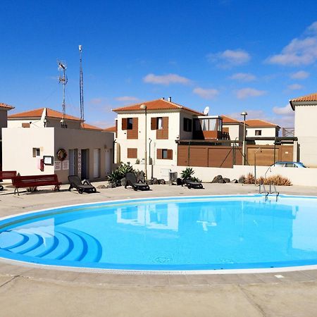 Casa Silencio, Villa With Terrace, Garden And Large Pool Area Corralejo Extérieur photo